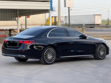 Mercedes Klasa E W214 Sedan 2.0 200 204KM 2025 E Klasa 200 4-Matic Exclusive 2.0 (204KM) 2025, zdjęcie 3