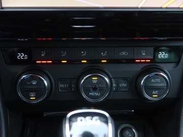 Skoda Superb III Liftback 2.0 TSI 220KM 2016 Skoda Superb 2.0 TSI, Salon Polska, Serwis ASO, zdjęcie 15