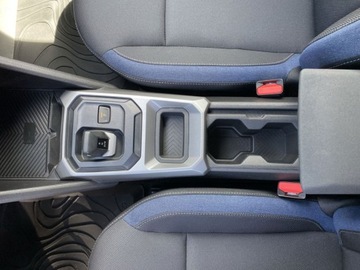 Dacia Duster III 1.6 Hybrid 140KM 2025 Journey 1.6 Full Hybrid 140KM / Pakiet Parking, Zimowy, zdjęcie 9