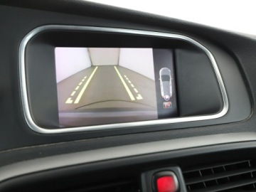 Volvo V40 II 2018 Volvo V40 Momentum kamera navi grzane fotele LED, zdjęcie 23