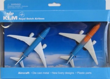 МОДЕЛЬ BOEING 787 DREAMLINER И BOEING 777 KLM 2 САМОЛЕТ ДЕНЬ ДЕТИ