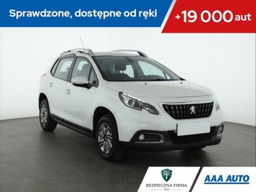 Peugeot 2008 I SUV Facelifting 1.2 PureTech 82KM 2017 Peugeot 2008 1.2 PureTech, Navi, Klima, Tempomat