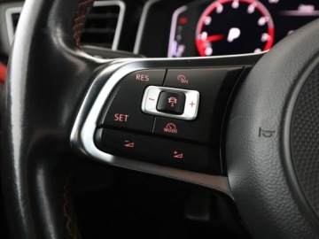 Volkswagen Polo VI GTI 2.0 TSI 200KM 2018 Volkswagen Polo DSG full LED virtual cocpit klima, zdjęcie 33
