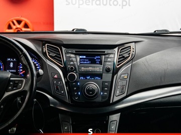 Hyundai i40 Kombi Facelifting 1.7 CRDi 141KM 2015 HYUNDAI i40 1.7 CRDi BlueDrive Combi 141KM 2015, zdjęcie 15