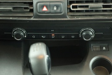 Peugeot Rifter Standard 1.5 BlueHDI 102KM 2020 Peugeot Rifter 1.5 BlueHDi, Salon Polska, zdjęcie 9