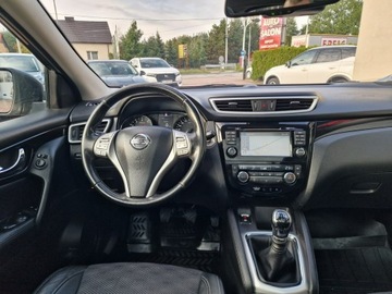 Nissan Qashqai II Crossover 1.2 DIG-T 115KM 2014 Nissan Qashqai Benzyna Tekna Navigacja Panorama, zdjęcie 17