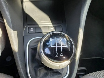 Volkswagen Golf VI Variant 1.6 TDI-CR DPF BlueMotion 105KM 2010 Volkswagen Golf 1.6 TDI 105 KM, Klimatyzacja,, zdjęcie 19