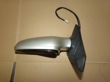 ZRCÁTKO LEVÉ 3 PIN DAIHATSU SIRION 98-01R.