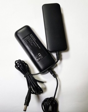 ИСТОЧНИК ПИТАНИЯ 12 В, 2 А, 2000 мА, НАСТОЛЬНЫЙ LED-маршрутизатор, 24 Вт.