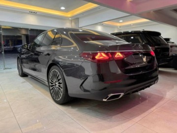 Mercedes Klasa E W214 Sedan 2.0 220d 197KM 2026 E Klasa 220 d 4-Matic AMG 2.0 (197KM) 2026, zdjęcie 3