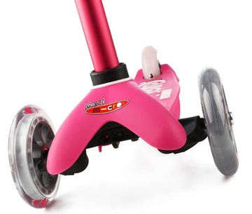 Mini Micro Deluxe светодиод трехдушеченный скутер сияет