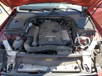 Mercedes GLC C253 2018 Mercedes-Benz GLC 300 4Matic 2018 2.0l 2.0 Benzyna 241KM, zdjęcie 6