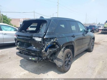 Jeep Grand Cherokee V 2024 Jeep Grand Cherokee Altitude 2024 3.6l 3.6 Benzyna 293KM, zdjęcie 5