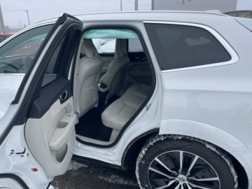 Volvo XC60 II Crossover 2.0 B5 Diesel Mild Hybrid 249KM 2020 Volvo XC 60 Diesel mHEV B5 AWD Skóra Panorama, zdjęcie 5
