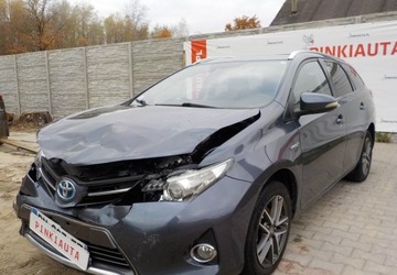 Toyota Auris II 2015 Toyota Auris Okazja 1.8 Hybryda 98KM, zdjęcie 7