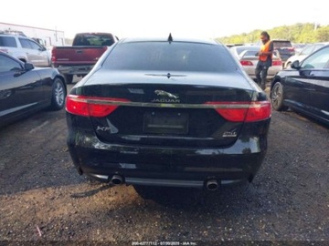 Jaguar XF II 2018 Jaguar XF 25T Premium 2018 2.0l 2.0 Benzyna 247KM, zdjęcie 4