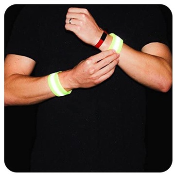 Светоотражающая повязка для бегового велосипеда на липучке.