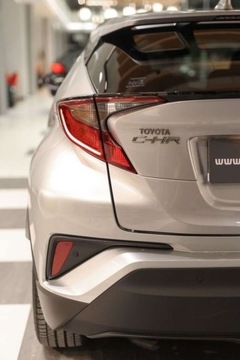 Toyota C-HR I Crossover Facelifting 1.8 Hybrid 122KM 2023 Toyota C-HR 1.8 Hybrid Style 1.8 Hybryda 122KM, zdjęcie 23