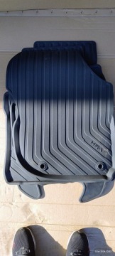 Honda HR-V новые оригинальные резиновые коврики