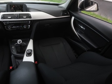 BMW Seria 3 F30-F31-F34 Touring Facelifting 2.0 316d 116KM 2016 BMW 3 316 d, Salon Polska, Serwis ASO, Klima, zdjęcie 7