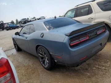 Dodge Challenger III 2016 Dodge Challenger 2016 SRT HellCat 6.2 Benzyna 707KM, zdjęcie 1