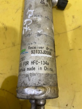 NISSAN QASHQAI I SUŠIČ KLIMATIZACE 921333JD50B