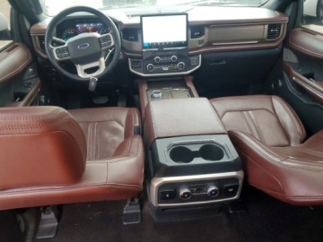 Ford Expedition III 2022 Ford Expedition Limited 2022 3.5 Benzyna 440KM, zdjęcie 8