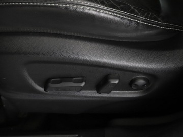 Kia Soul II 1.6 GDI 132KM 2016 Kia Soul skóra navi klima auto kamera i czujniki, zdjęcie 35