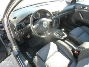 Volkswagen Passat B5 Sedan 1.9 TDI 130KM 2001 Volkswagen Passat Volkswagen Passat B5 Highline Klimatronik Zmieniarka Zar, zdjęcie 9