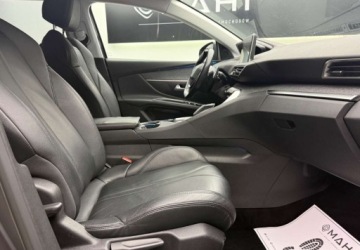 Peugeot 5008 II Crossover 1.6 THP 165KM 2018 Peugeot 5008 I-COCKPIT Android Auto Apple CarPlay Hak Skora Zamiaan Raty G, zdjęcie 16