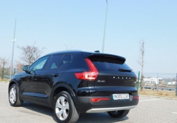 Volvo XC40 Crossover 2.0 D3 150KM 2020 Volvo XC 40 Skora Kamera Panorama Dach Model 2021r 2.0 Diesel 150KM, zdjęcie 2
