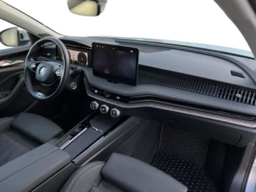 Skoda Superb III Kombi Facelifting 2.0 TDI SCR 150KM 2024 Skoda Superb Salon PL FV23 Head-Up Skora Kamery 360 Canton Gwarancja, zdjęcie 14