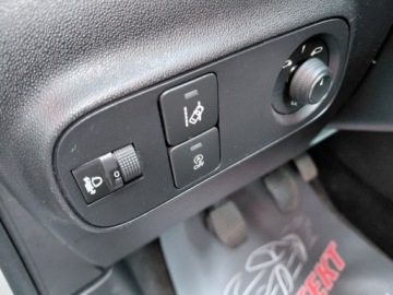 Citroen C3 III VAN 1.2 PureTech 82KM 2021 Citroen C3 Klimatronik Navi Tempomat Asystent pasa 1.2 Benzyna 82KM, zdjęcie 20