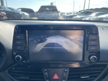 Hyundai i30 III Hatchback Facelifting 1.5 DPI 110KM 2023 Hyundai i30 Klimatyzacja Podgrzewanie Kamera, zdjęcie 13