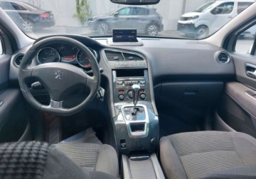 Peugeot 5008 I Minivan 2.0 HDi FAP 163KM 2010 Peugeot 5008 2.0 HDi Premium aut 2.0 Diesel 163KM, zdjęcie 3
