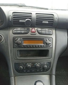Mercedes Klasa C W203 Kombi T203 1.8 (C 180 Kompressor) 143KM 2003 Mercedes-Benz Klasa C Mercedes-Benz Klasa C 180 Kompressor Avantgarde 1.8, zdjęcie 9