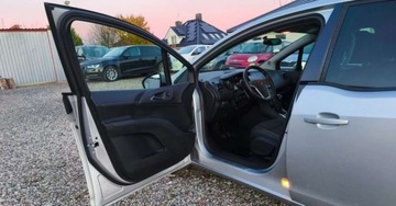 Opel Meriva II Mikrovan 1.4 Turbo ECOTEC 120KM 2013 Opel Meriva Opel Meriva 1.4 150 Jahre 1.4 Benzyna 120KM, zdjęcie 13