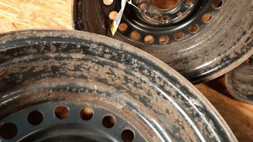 RÁFKY OCELOVÉ 15" BMW E46 E39 7JX15H2 151403