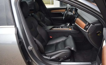 Volvo V90 II Kombi 2.0 D4 190KM 2020 Volvo V90 2.0 D4 190 PS Geartronic Inscription Panorama Head-up Ledy 2.0, zdjęcie 38