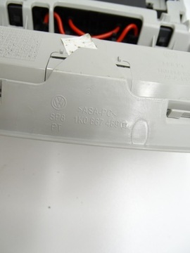 LAMPA OSVĚTLENÍ KABINY INTERIÉR 1K0867489E VW SCIROCCO III