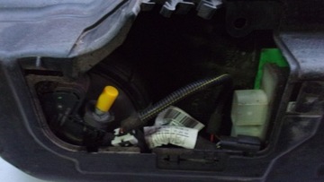 OPEL INSIGNIA A LIFT COMBI ADBLUE БАК С НАСОСОМ