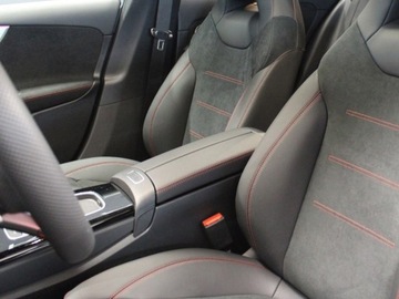 Mercedes Klasa A W177/V177 Hatchback Facelifting 2.0 220 190KM 2025 A Klasa 220 4-Matic AMG Line 2.0 (190KM) 2025, zdjęcie 3