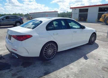 Mercedes Klasa C W206 Limuzyna 2.0 300 258KM 2024 Mercedes-Benz Klasa C MERCEDES-BENZ C 300 2.0 Benzyna 259KM, zdjęcie 1