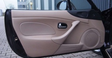 Mazda MX-5 II 1.6 16V 110KM 2004 Mazda MX-5 Memories LimitedEdition DrewnianeWykonczeniaJasna Skora1Wlascic, zdjęcie 8