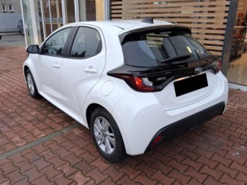 Toyota Yaris IV Hatchback Facelifting 1.5 Hybrid Dynamic Force 116KM 2025 Od ręki - Comfort 1.5 Hybrid 116KM | Tempomat adaptacyjny!, zdjęcie 4