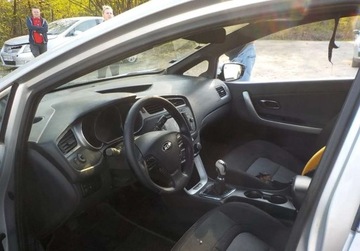 Kia Ceed II Kombi 1.6 CRDi 128KM 2014 Kia Ceed Diesel Okazja 1.6 Diesel 128KM, zdjęcie 16