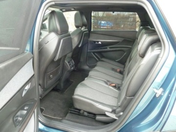 Peugeot 5008 II Crossover 1.2 PureTech 130KM 2017 Peugeot 5008 GT LINEKLIMATYZACJASKORYPANORAMA DACHNAWIGACJAELEKTRYKA7 OSOB, zdjęcie 6