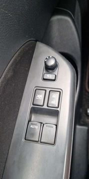 Suzuki Swift V Hatchback 5d 1.6 VVT Sport 136KM 2012 Suzuki Swift SPORT Xenony Navi Android Biala Perla 1.6 Benzyna 136KM, zdjęcie 13