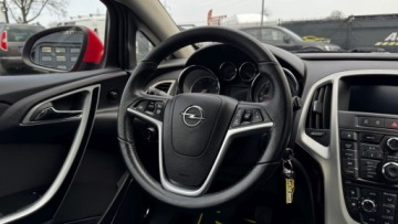 Opel Astra J Hatchback 5d 1.4 Turbo ECOTEC 140KM 2012 Opel Astra GTC, Udok. przebieg GWARANCJA 1.4 Benzyna 140KM, zdjęcie 29