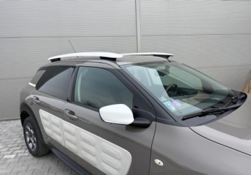 Citroen C4 Cactus Crossover 1.2 PureTech 110KM 2017 Citroen C4 Cactus bezwypadek1wlascicieljak nowySHINE 1.2 Benzyna 110KM, zdjęcie 18